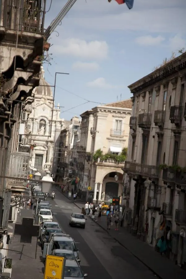Sunshine House Bed & Breakfast Catania